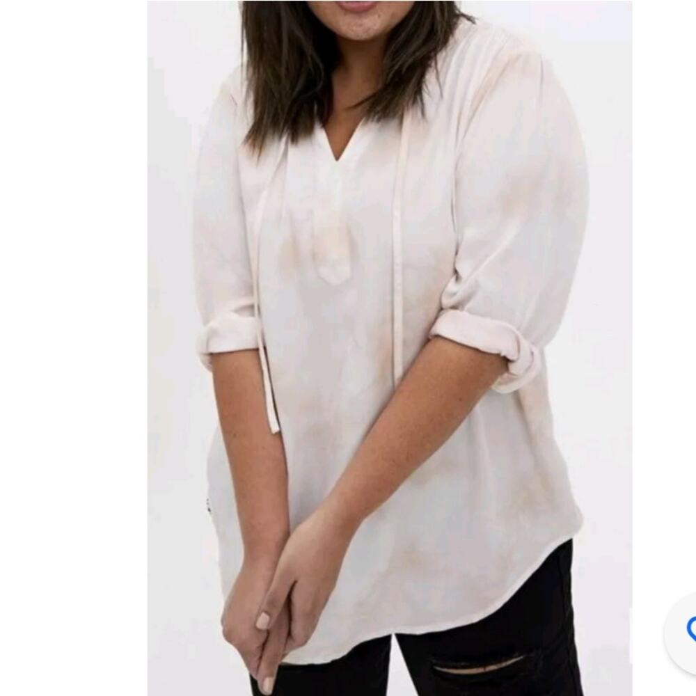 Torrid Rayon Twill Peasant Blouse in Desert Sand Women's Plus Size 2X‎